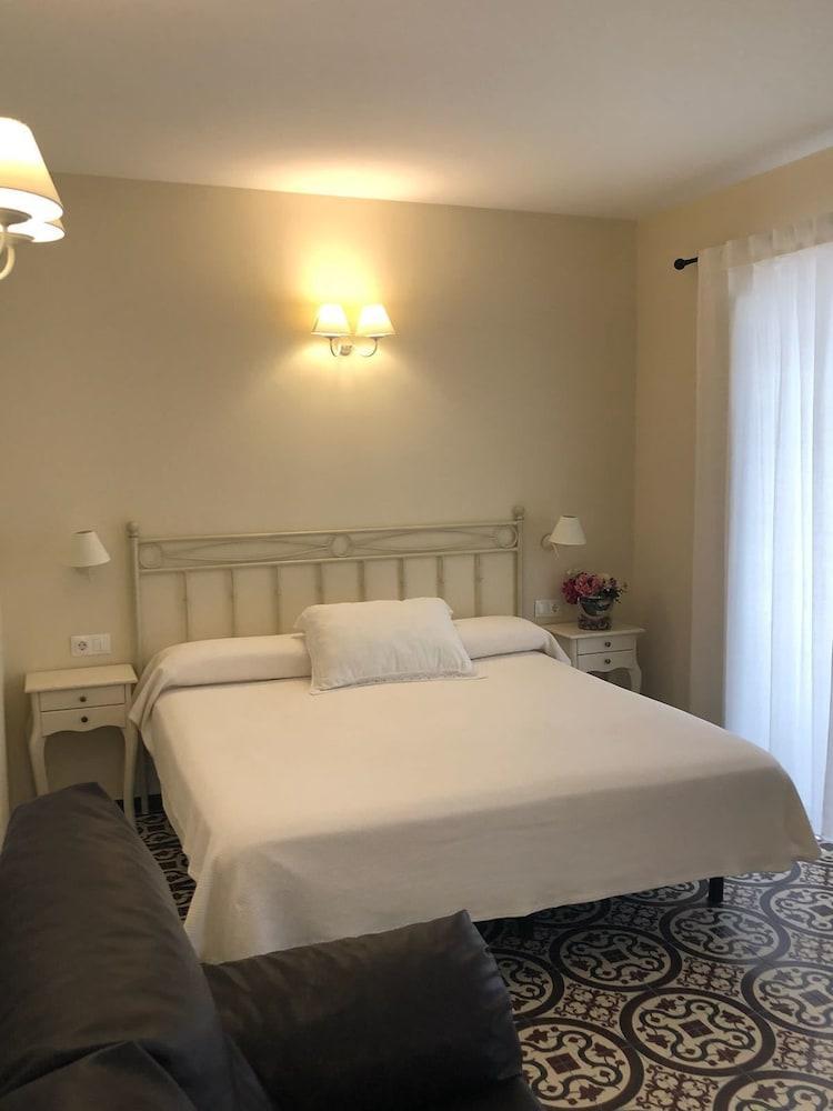 Hostal Boutique Casa La Laja Chiclana de la Frontera Eksteriør billede