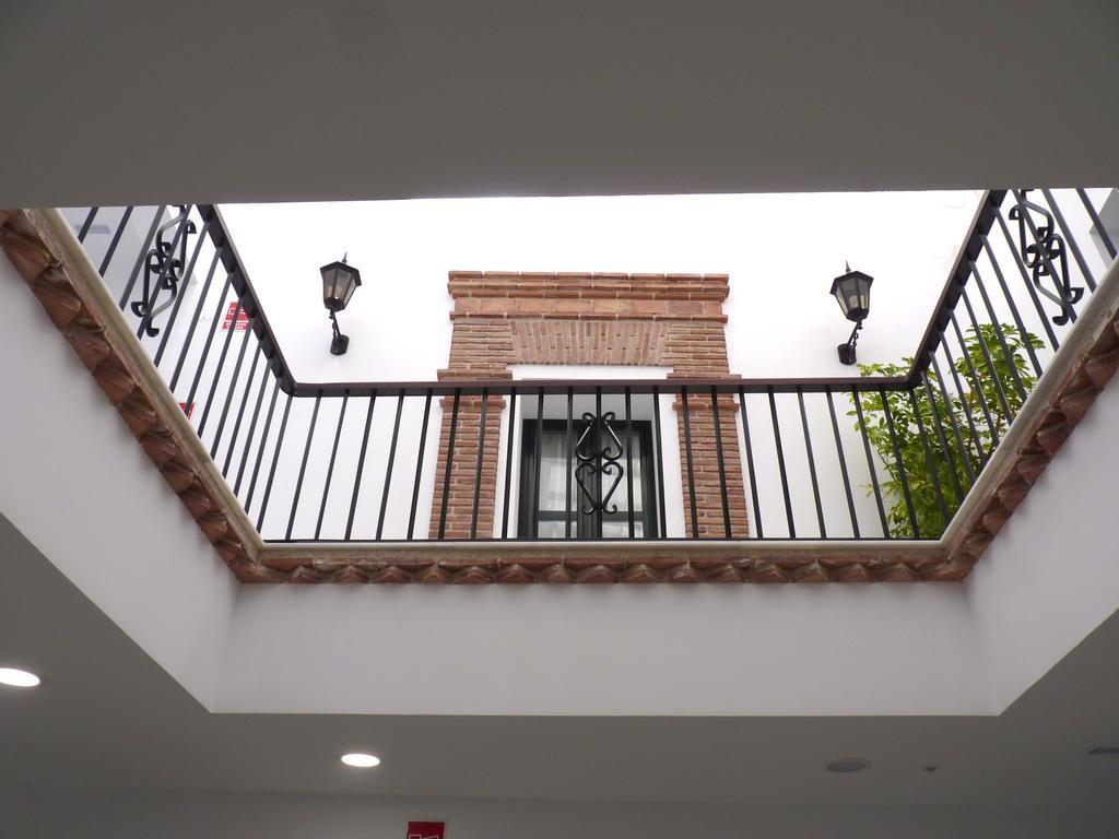 Hostal Boutique Casa La Laja Chiclana de la Frontera Eksteriør billede