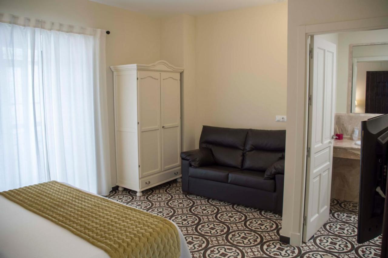 Hostal Boutique Casa La Laja Chiclana de la Frontera Eksteriør billede
