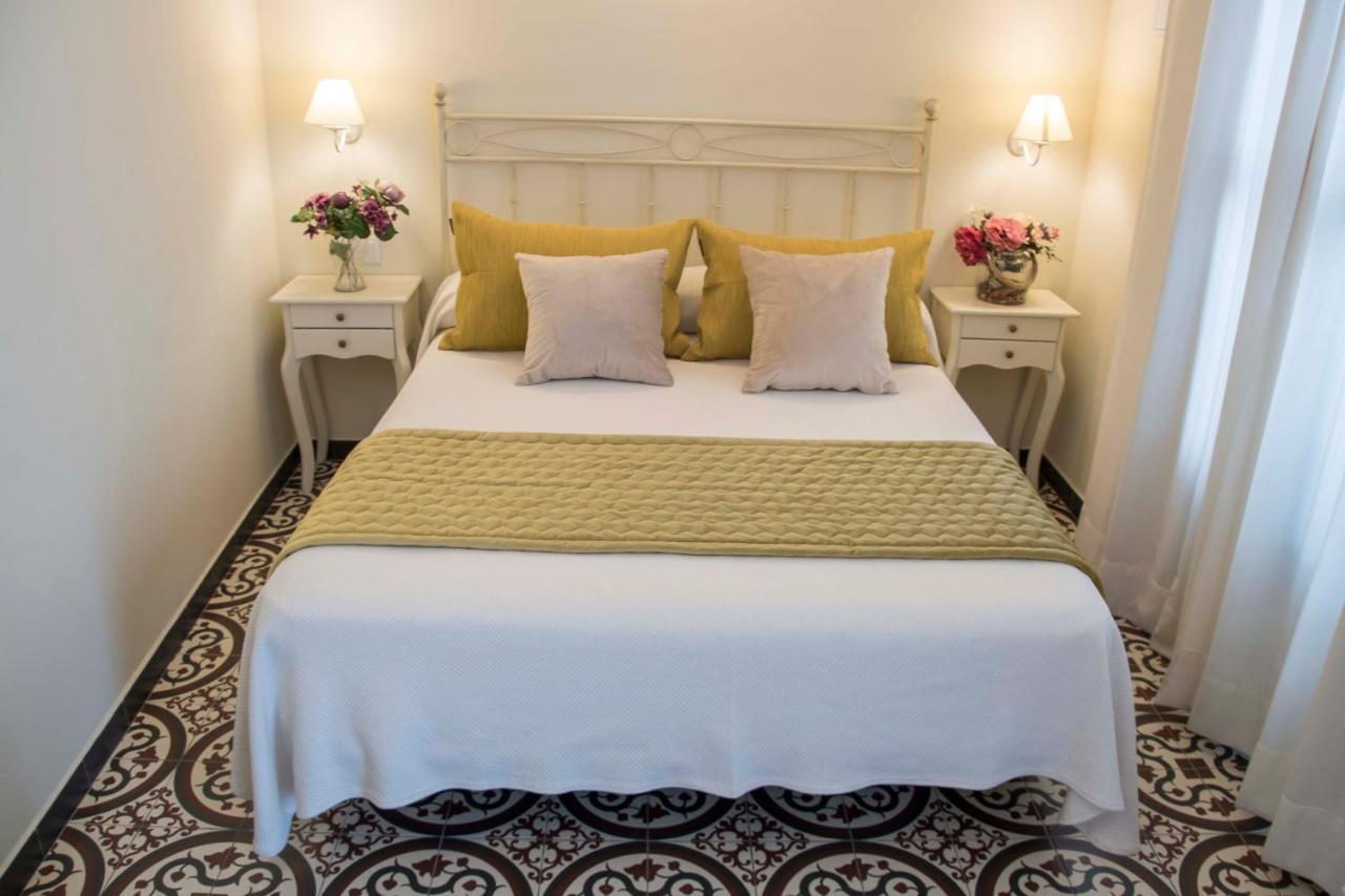 Hostal Boutique Casa La Laja Chiclana de la Frontera Eksteriør billede